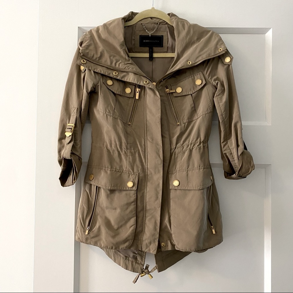 ☘️ 3/$45 - BCBGMAXAZRIA khaki utility coat